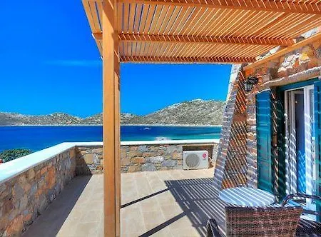 Aqua Petra Отель